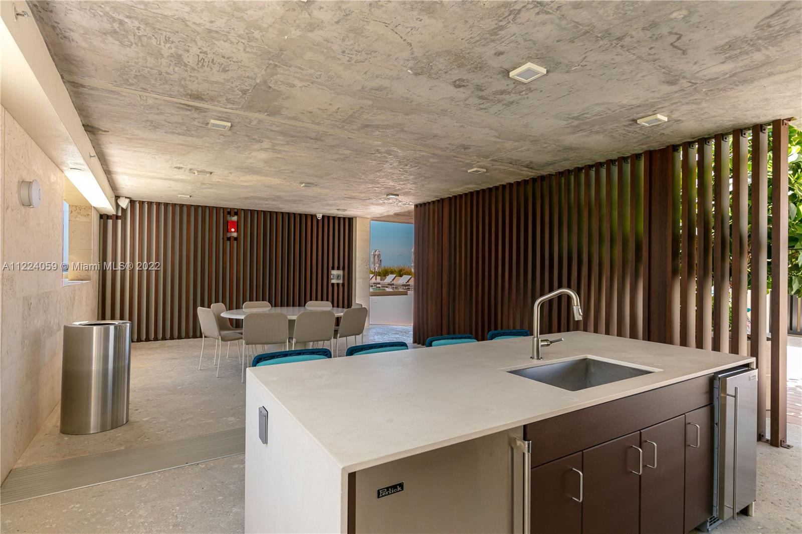 THE FAIRCHILD CONDO - Residential