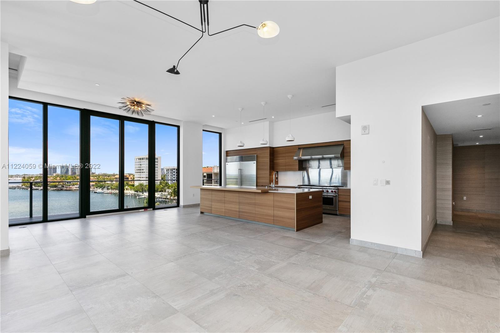 THE FAIRCHILD CONDO - Residential