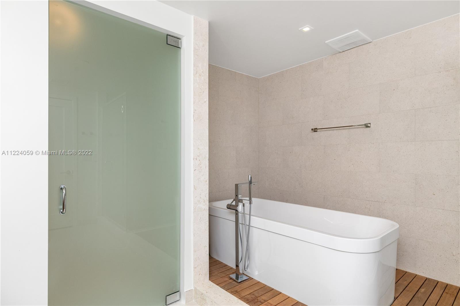 THE FAIRCHILD CONDO - Residential