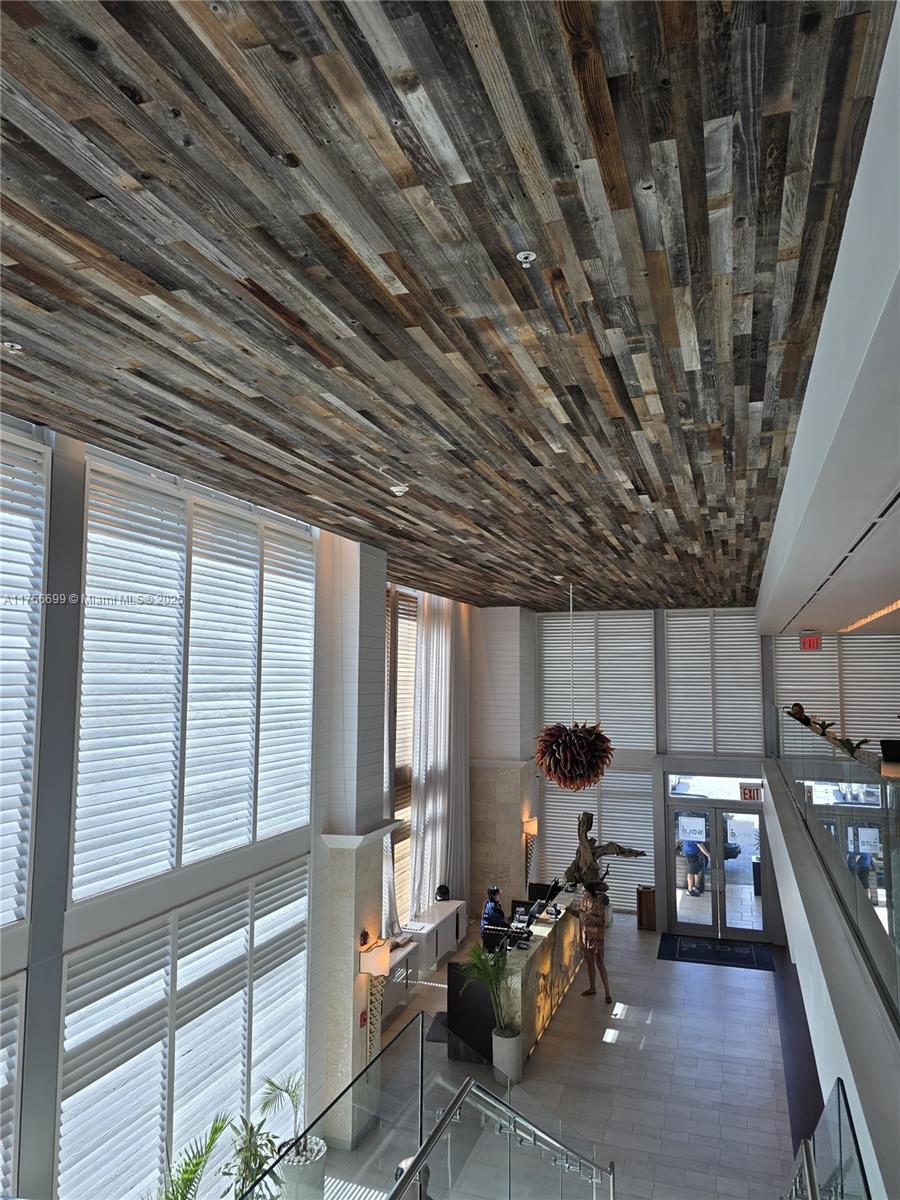SOLE CONDO - Residential