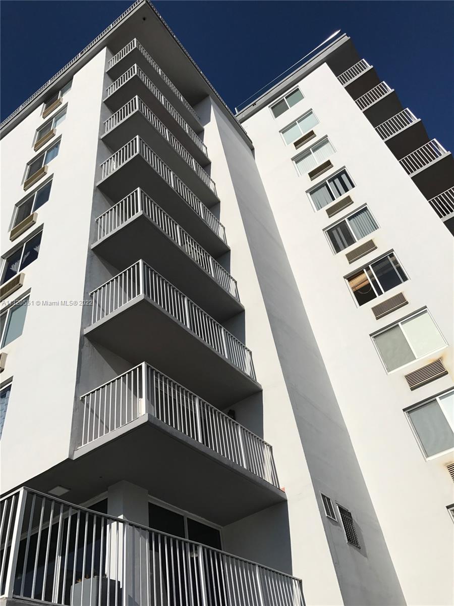 ISLANDER CONDO APTS - Residential