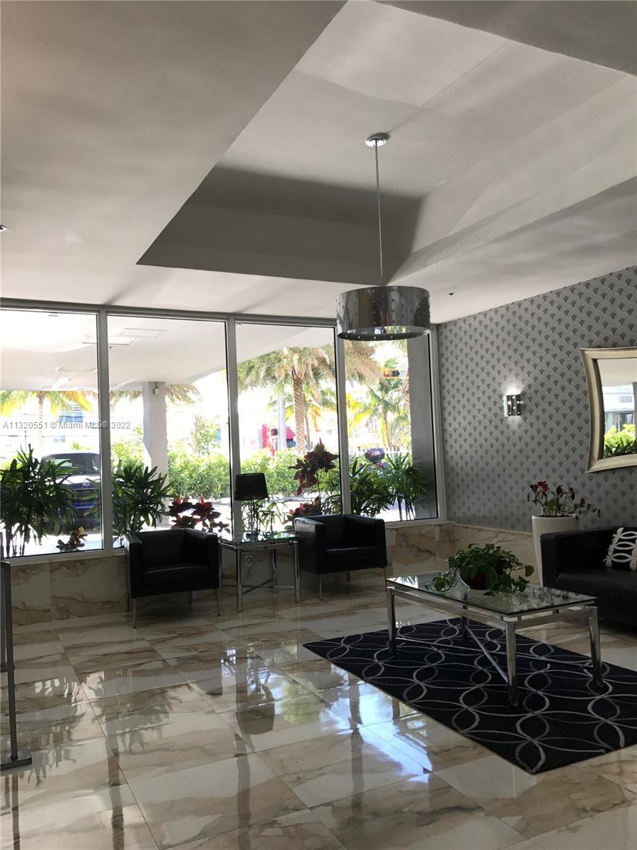 ISLANDER CONDO APTS - Residential