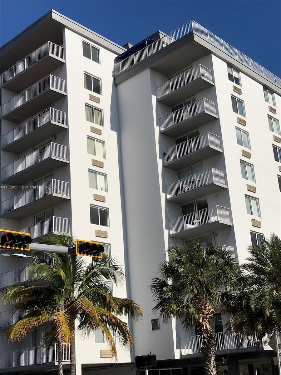 ISLANDER CONDO APTS - Residential