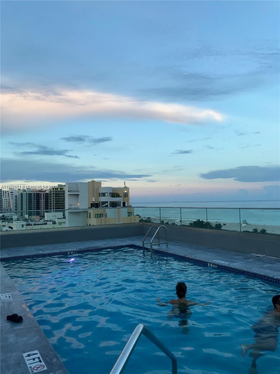 ISLANDER CONDO APTS - Residential