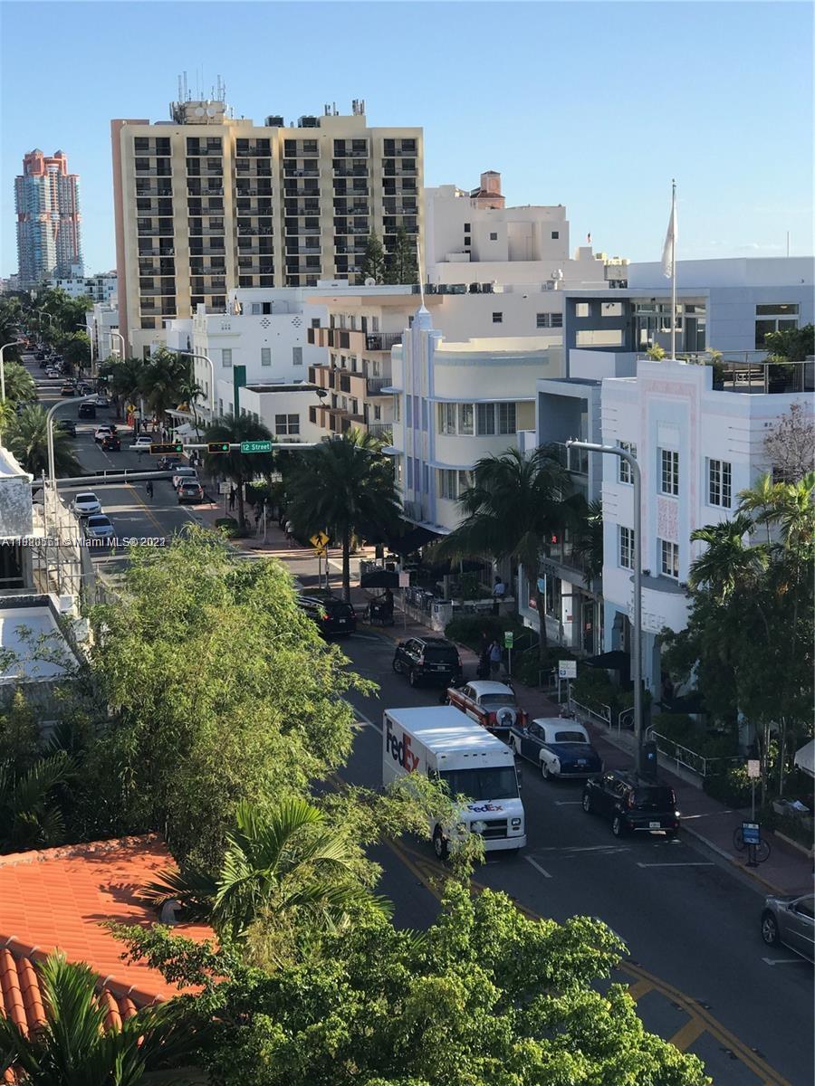 ISLANDER CONDO APTS - Residential