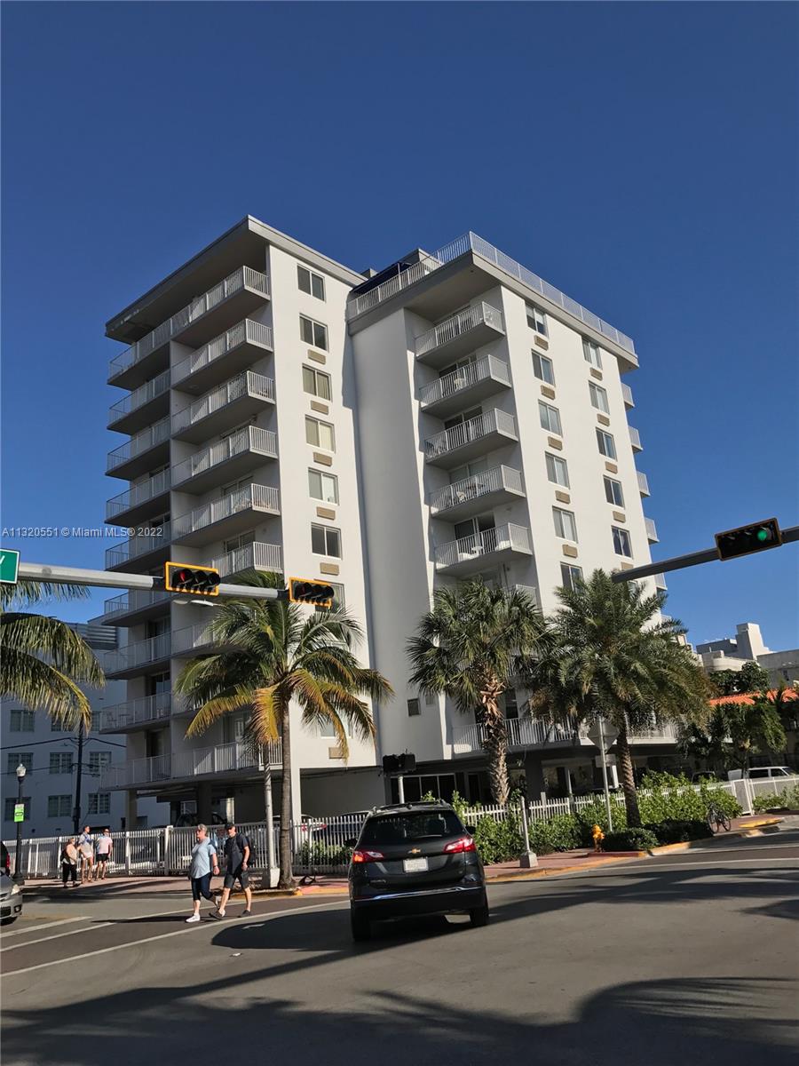 ISLANDER CONDO APTS - Residential