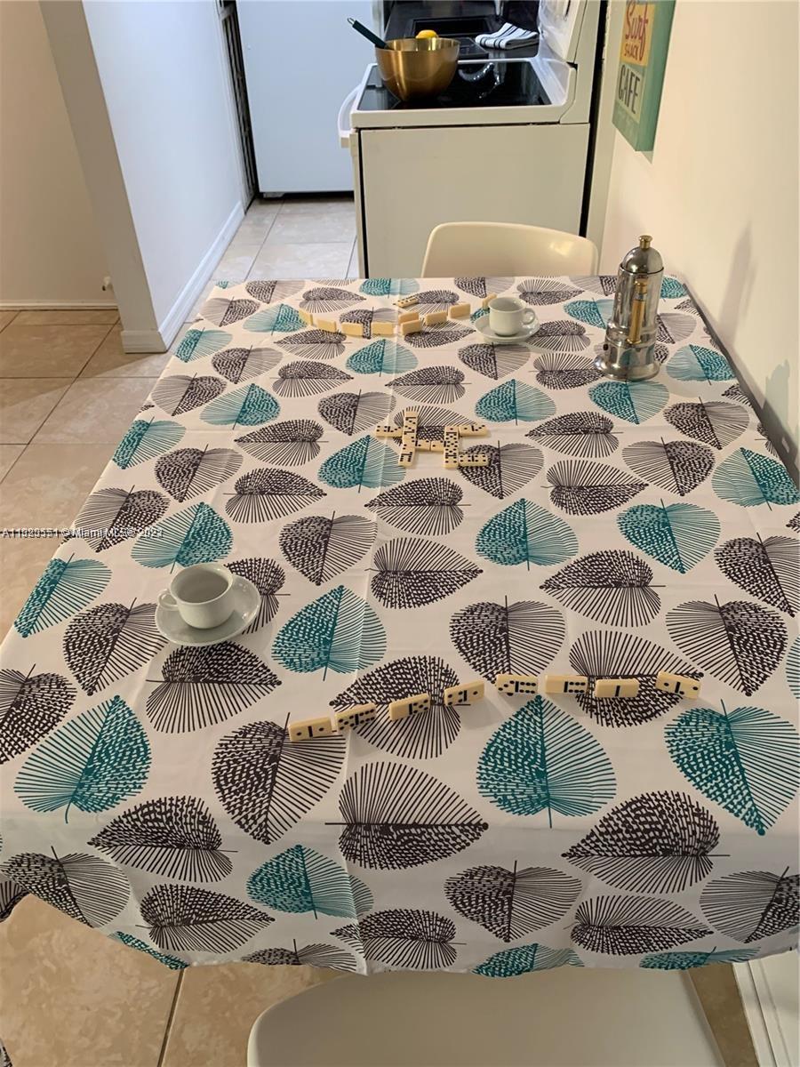 ISLANDER CONDO APTS - Residential