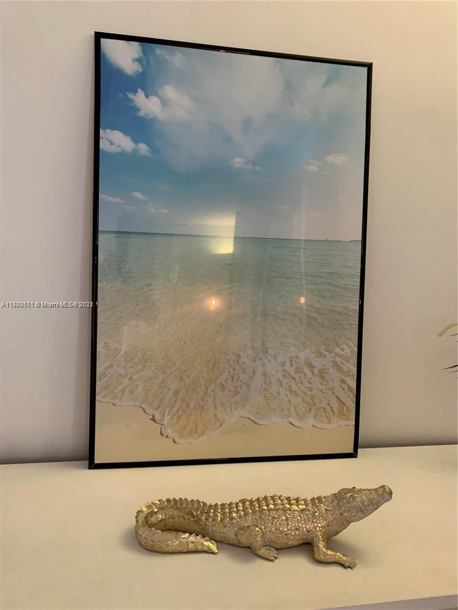 ISLANDER CONDO APTS - Residential