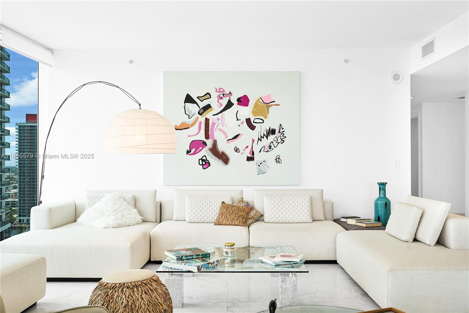 APOGEE BEACH CONDOMINIUM - Residential