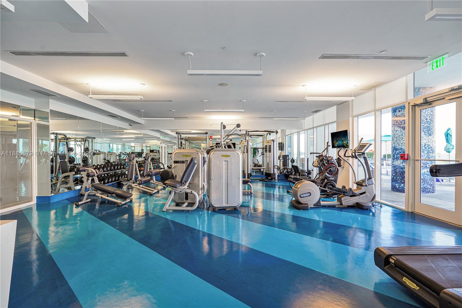 APOGEE BEACH CONDOMINIUM - Residential