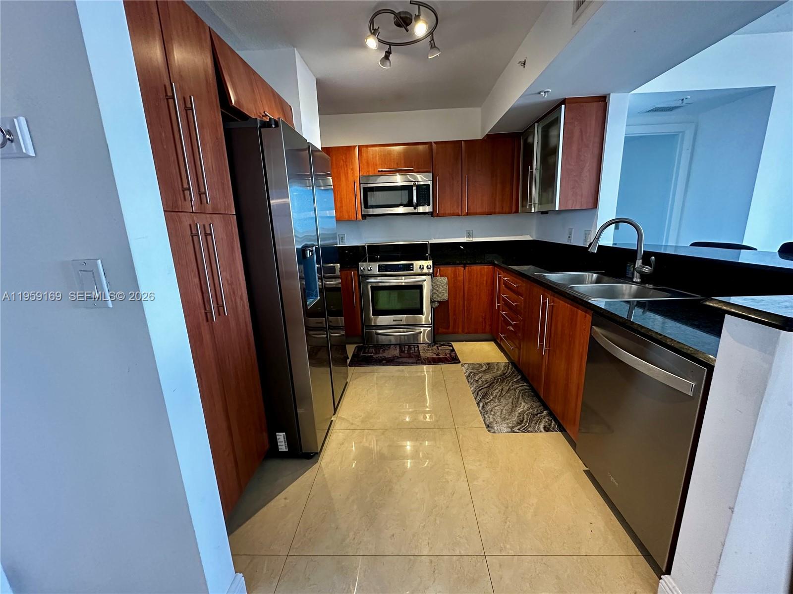 GABLES MARQUIS CONDO - Residential