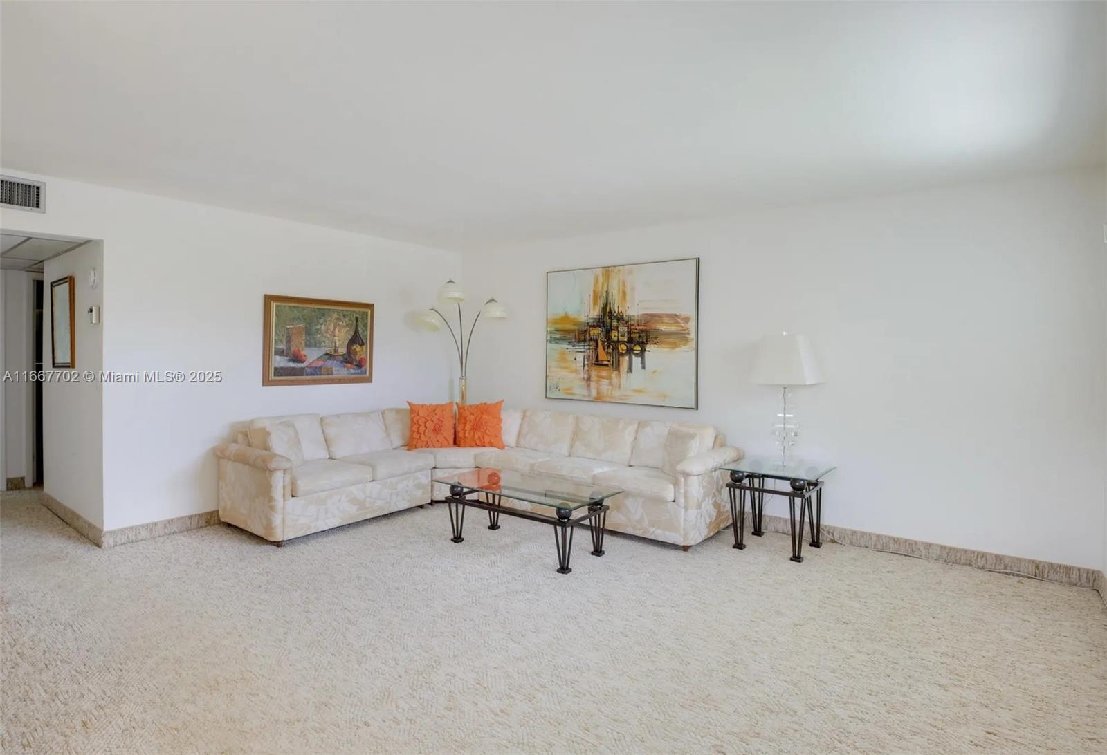KINGS POINT FLANDERS COND - Residential
