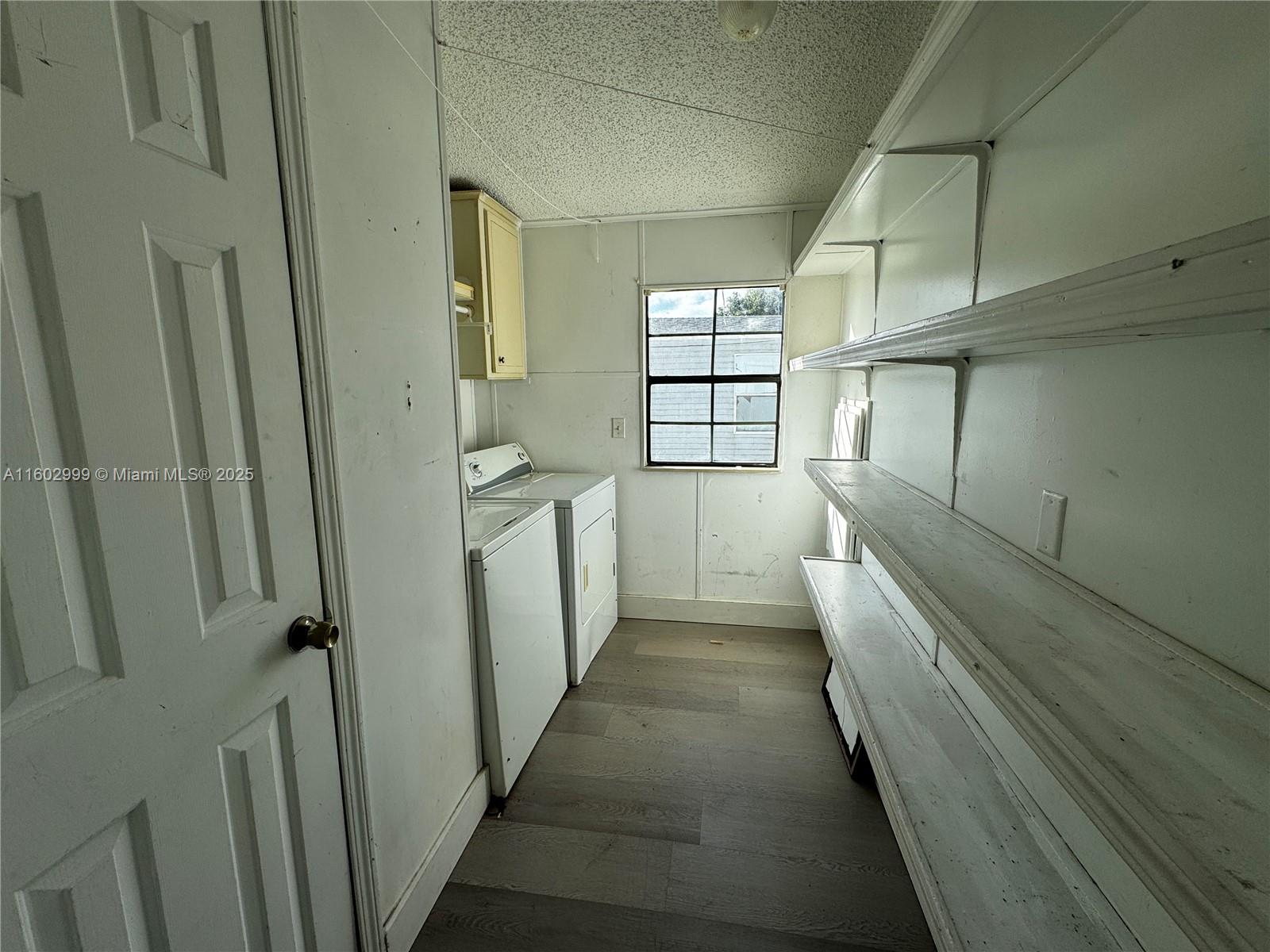 GATEWAY ESTATES PARK COND - Residential