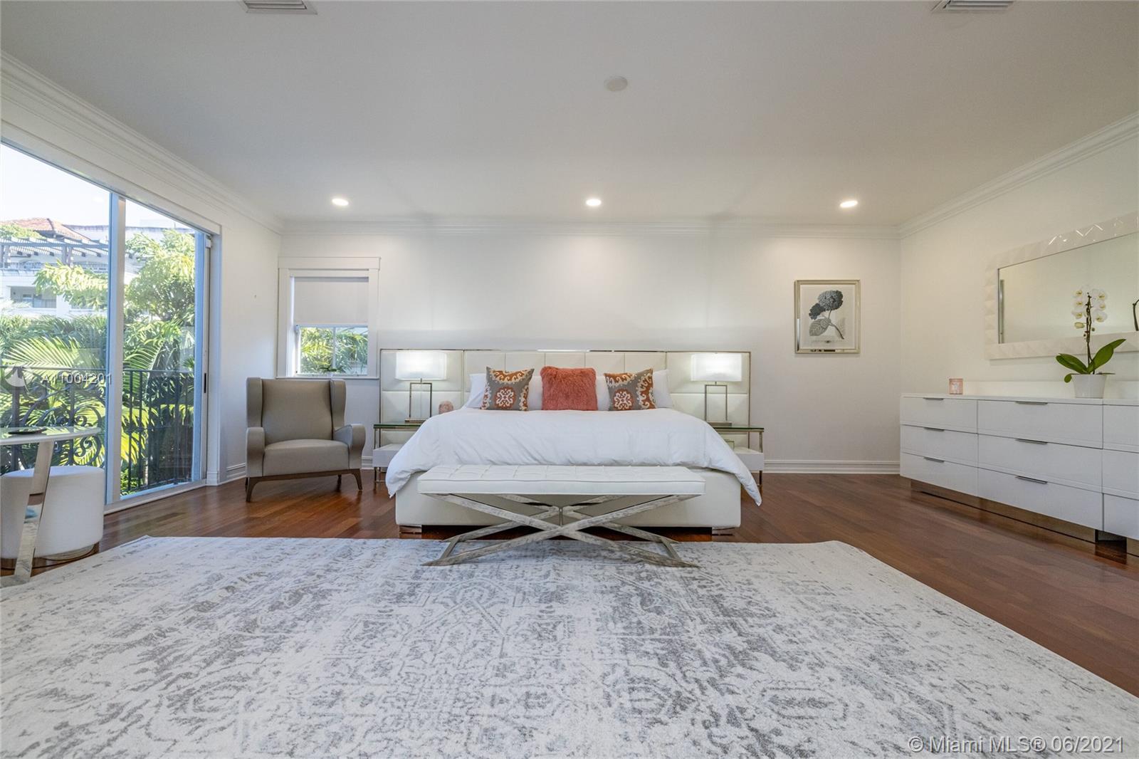 FAIRVIEW - Residential