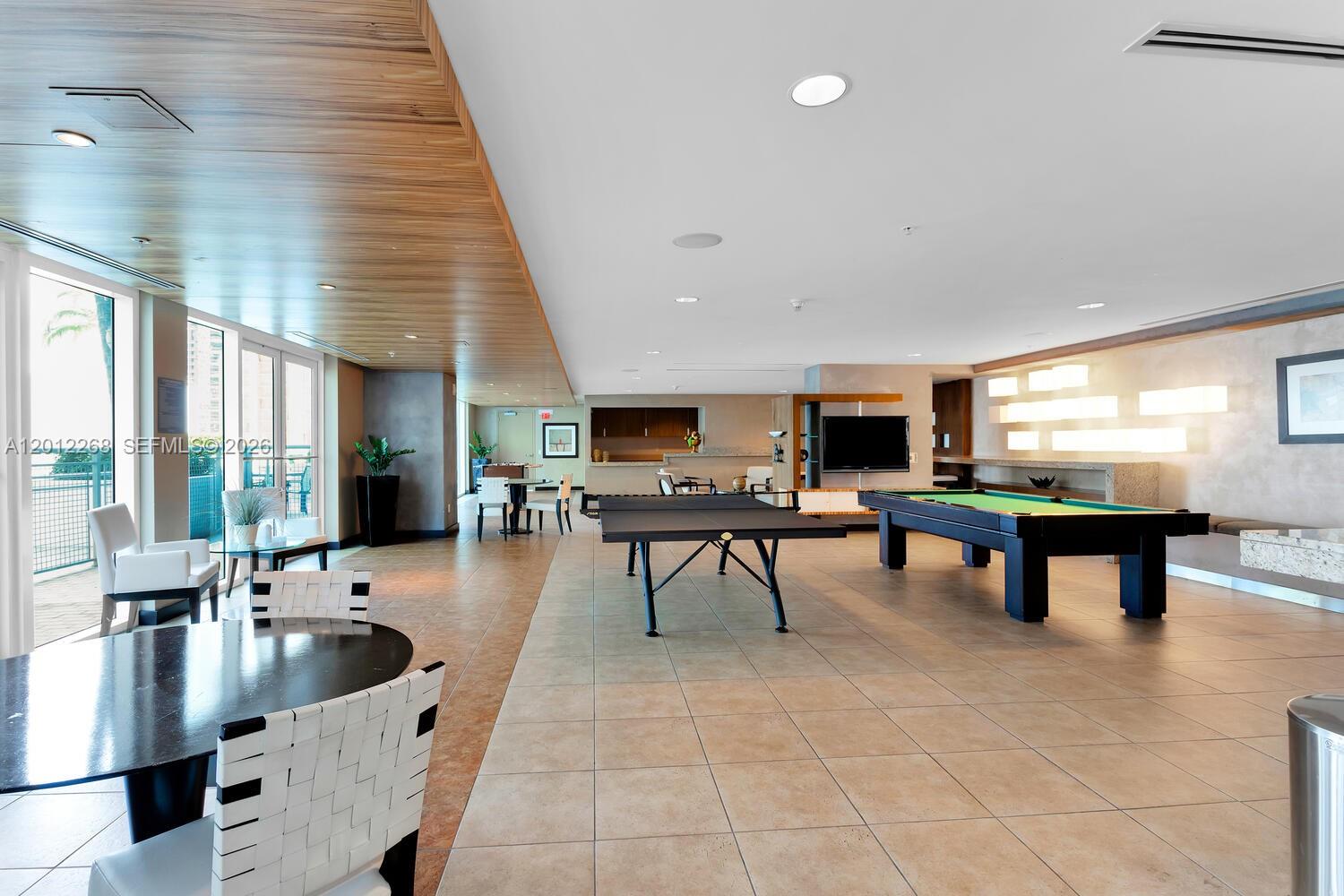 INFINITY AT BRICKELL COND - Residential Lease