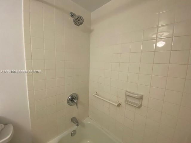 SPANISH TRACE CONDO - Residential Lease