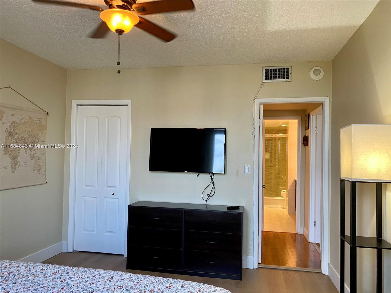 HILLCREST EAST NO 24 COND - Residential Lease