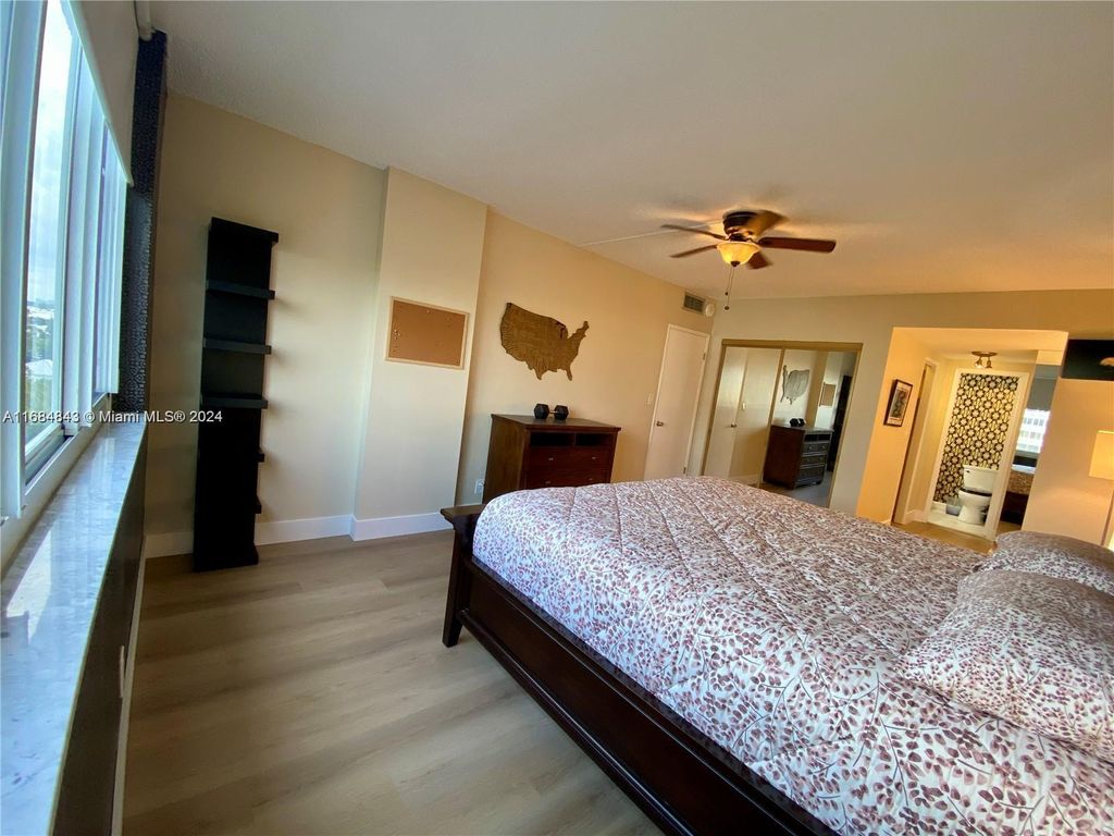 Photo of 4200 Hillcrest Dr #914, Hollywood, FL 33021 (MLS # A11684843)