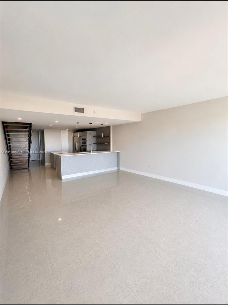 Properties 3 2950 NE 188th St 406
