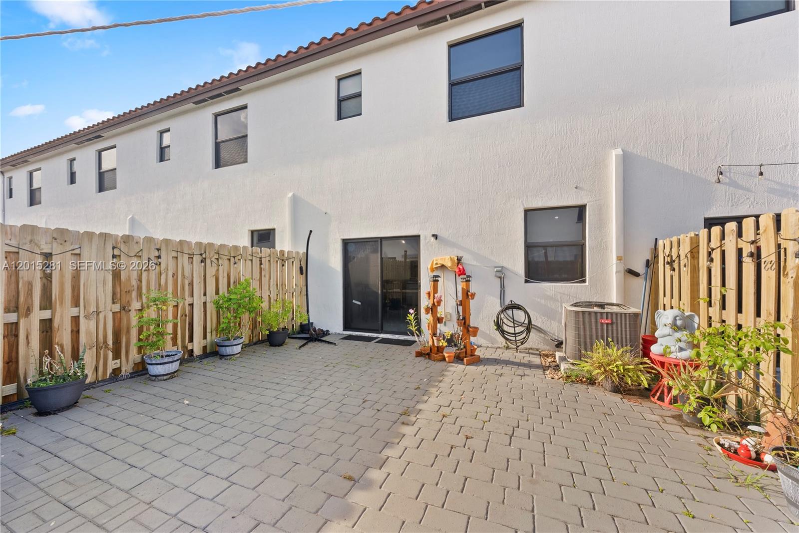 SILVER PALM RESIDENTIAL H - Residential