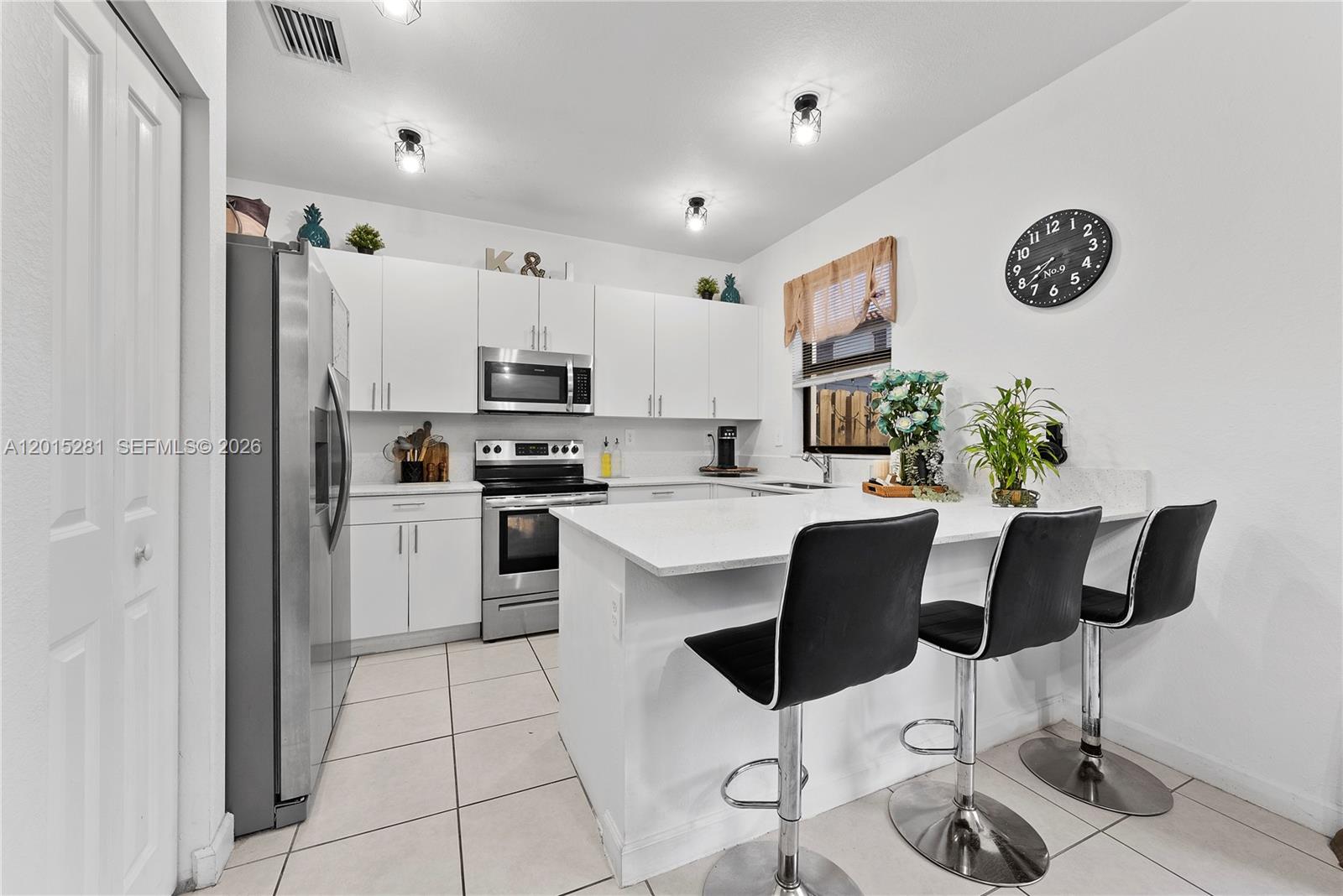 SILVER PALM RESIDENTIAL H - Residential