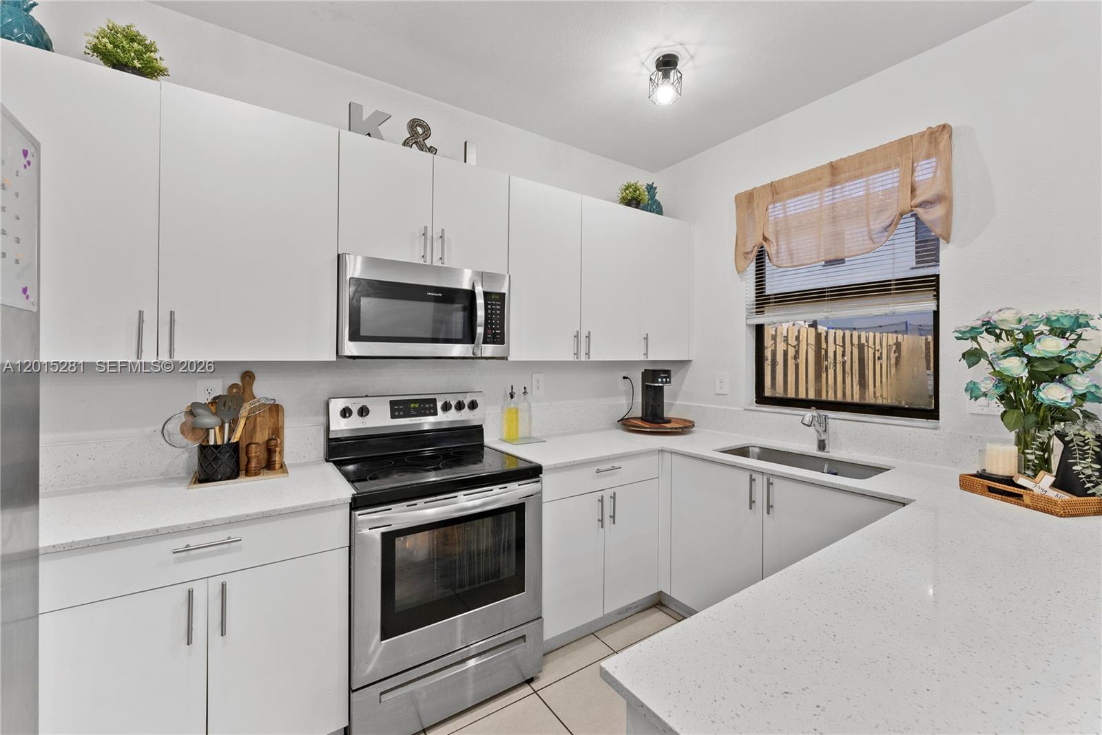 SILVER PALM RESIDENTIAL H - Residential