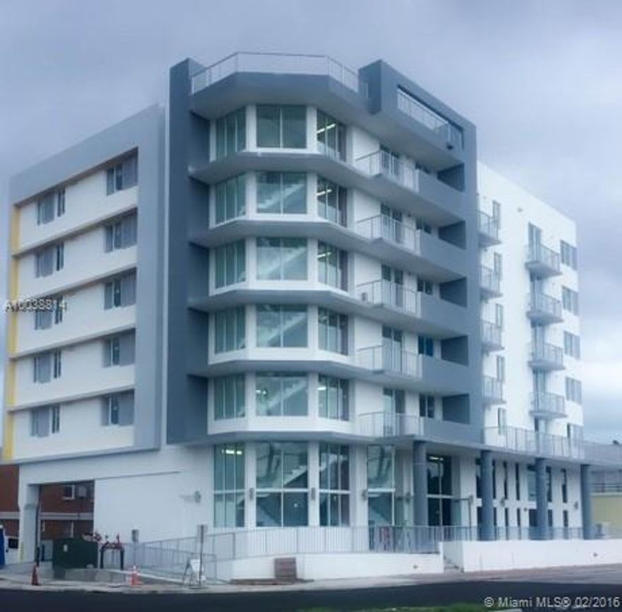 Amazing 1 bedroom, parking space and pet friendly. MOVE IN SPECIAL, 1ST AND DEPOSIT showings M-F from 9-5