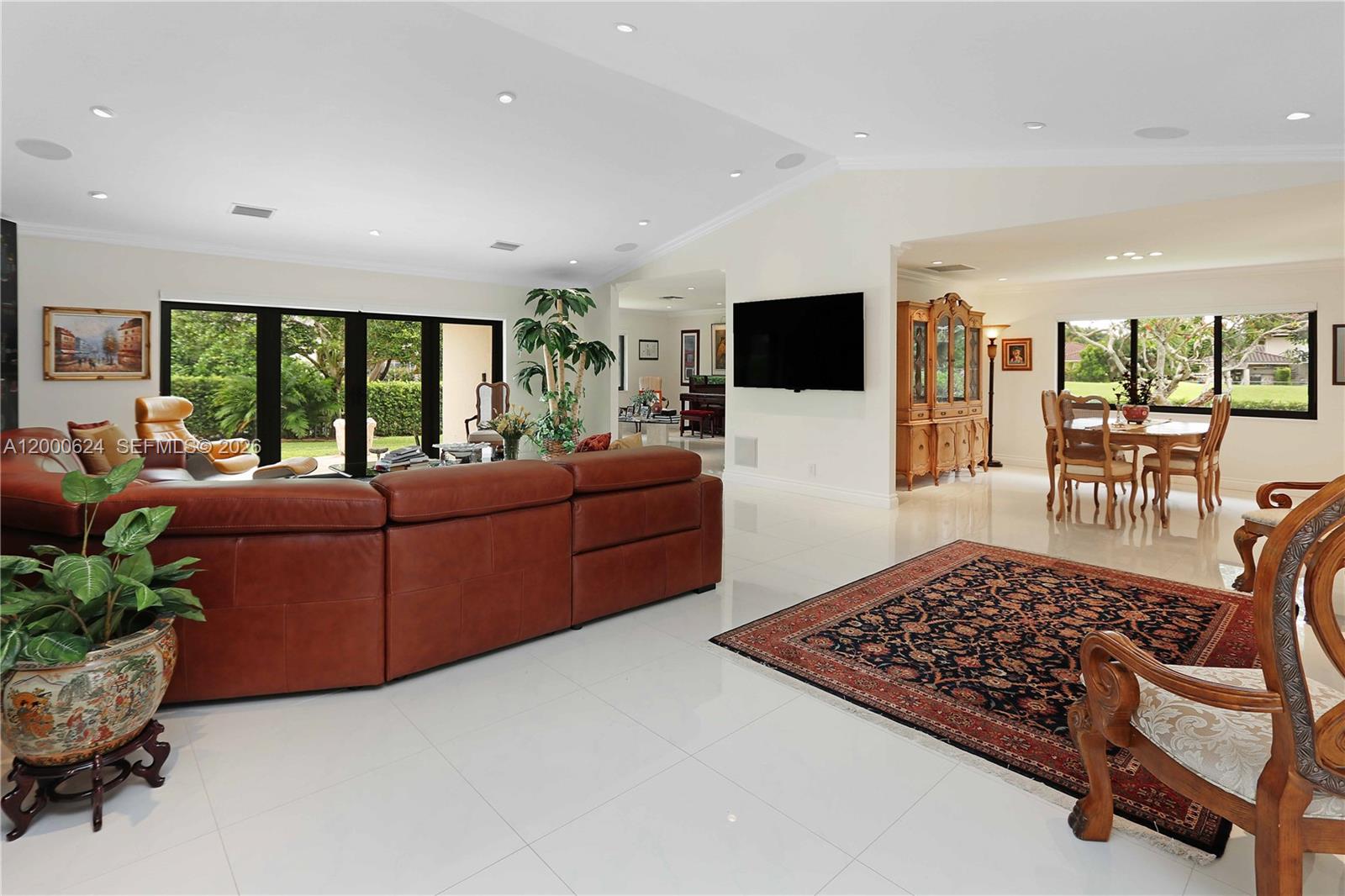 VILLA RESIDENCES OF EMERA - Residential