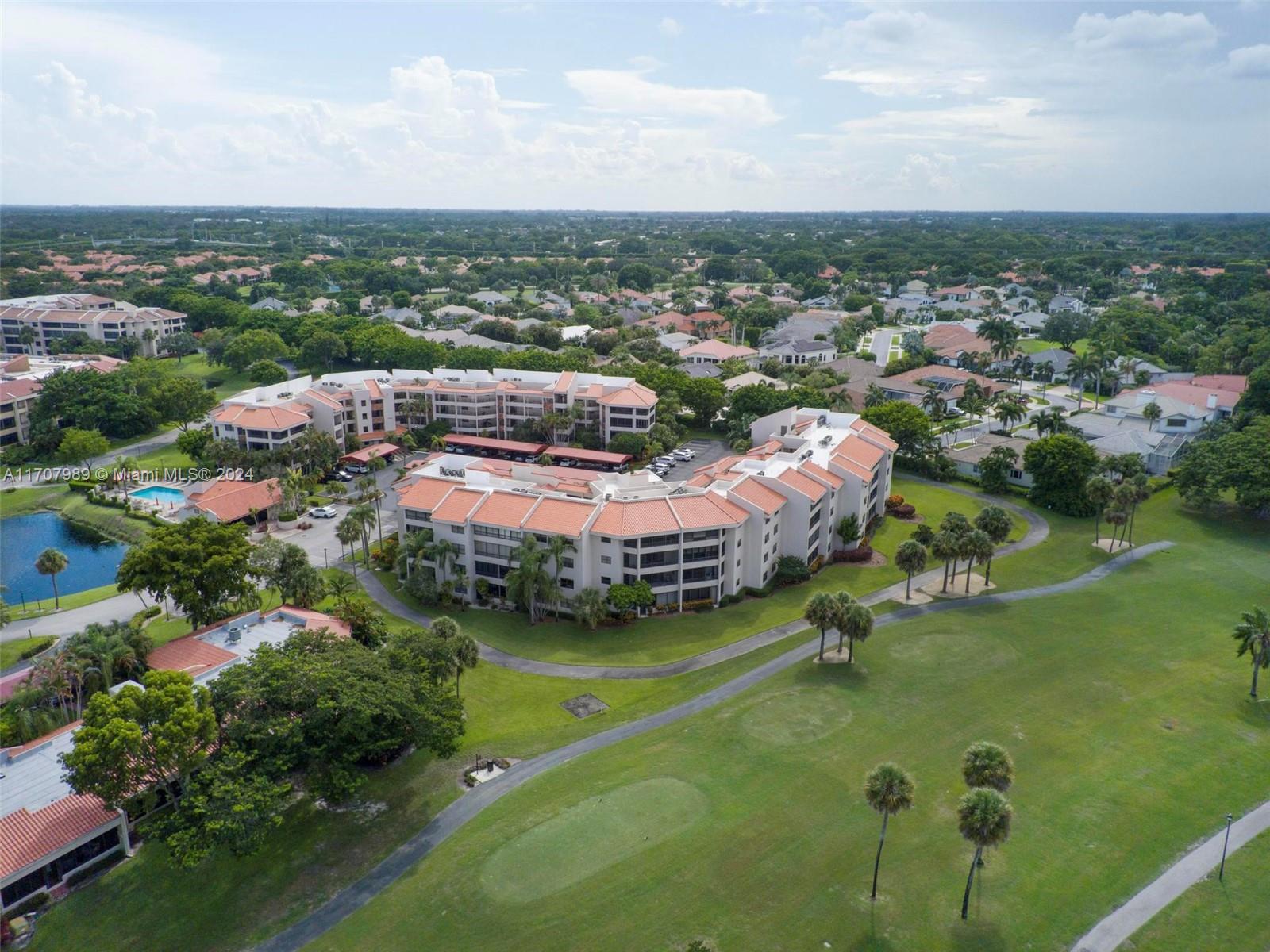 LAKES AT LA PAZ CONDO - Residential Lease