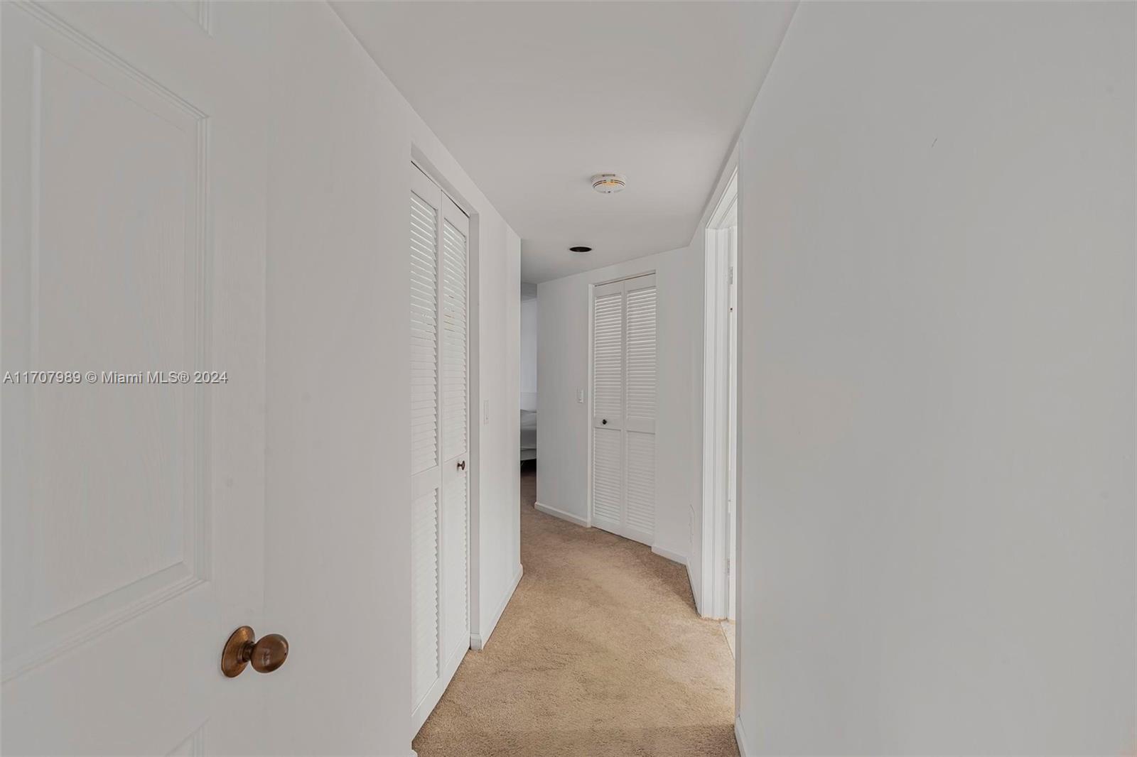 LAKES AT LA PAZ CONDO - Residential Lease