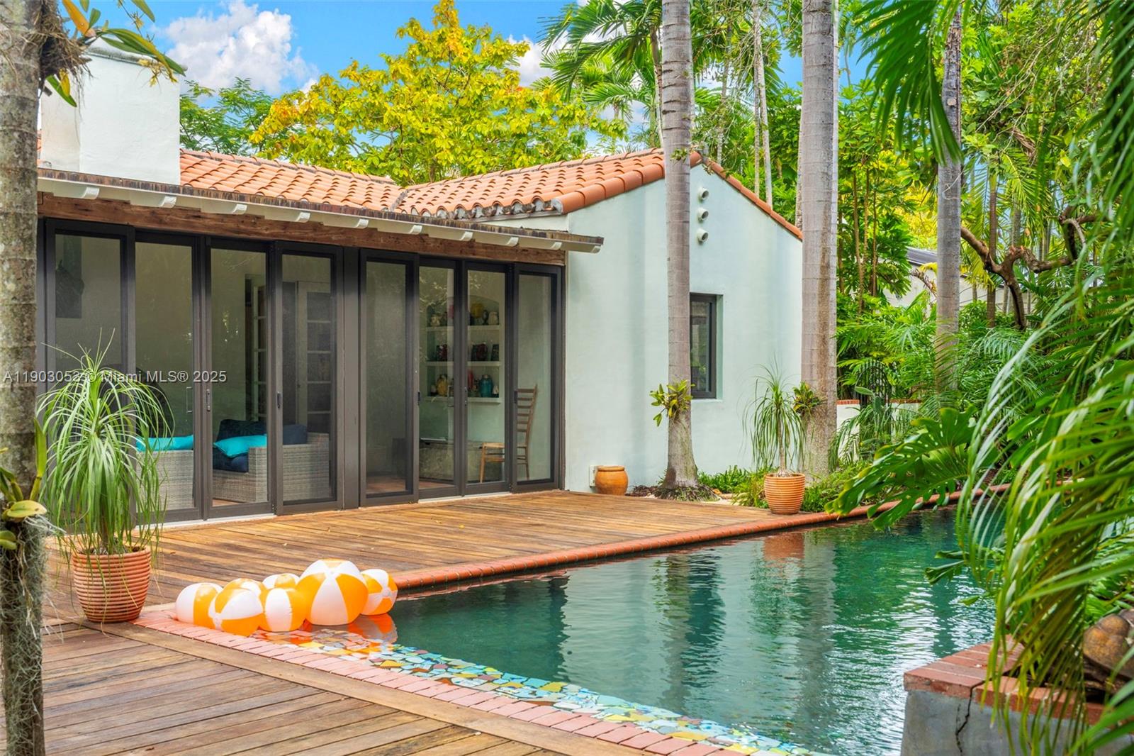 BELLE MEADE OF MIA SEC 1 - Residential