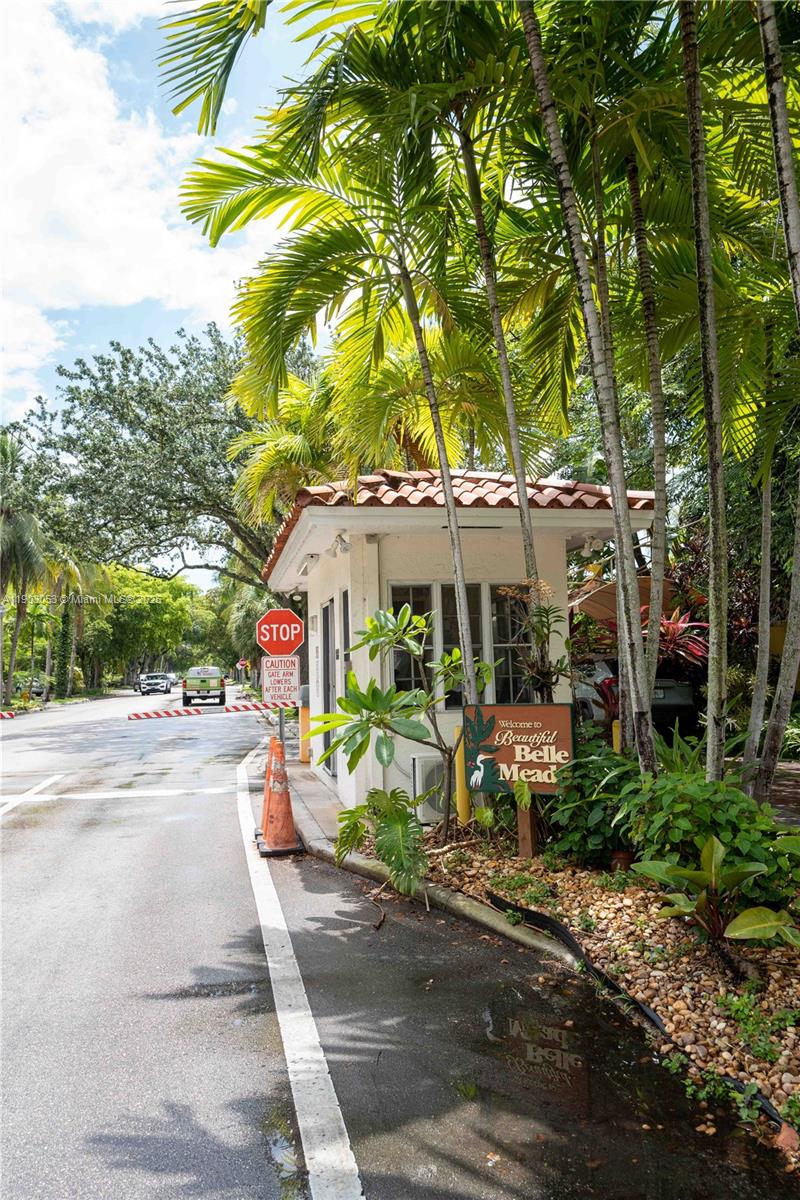 BELLE MEADE OF MIA SEC 1 - Residential