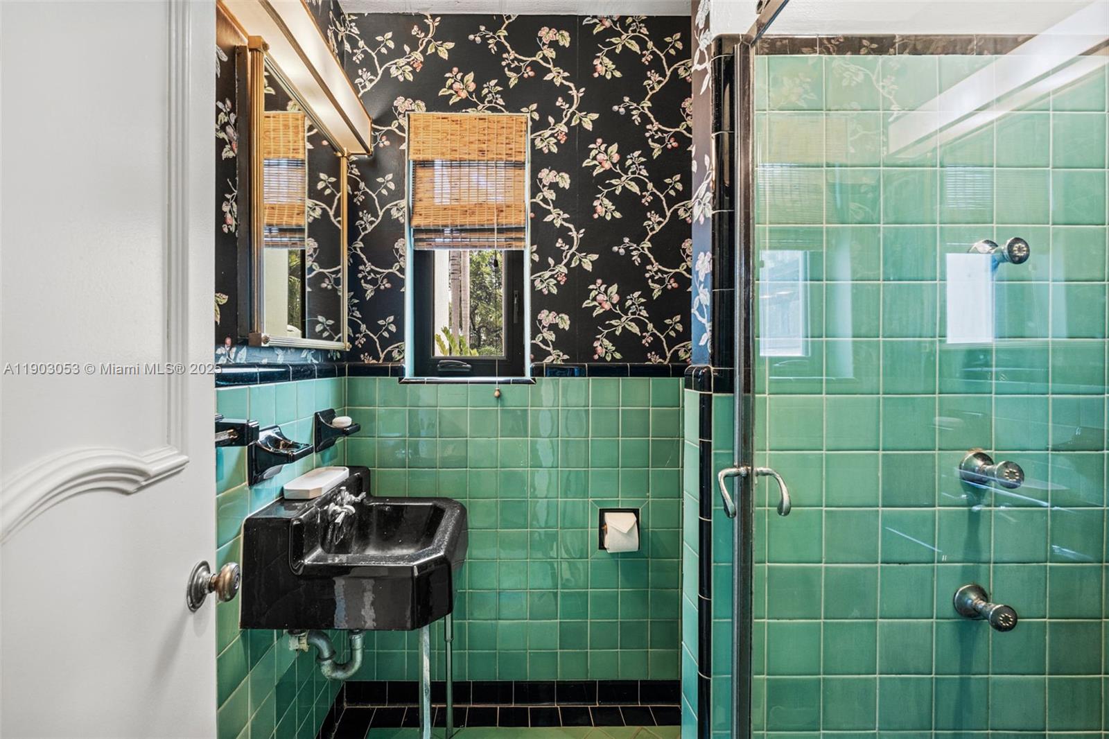 BELLE MEADE OF MIA SEC 1 - Residential