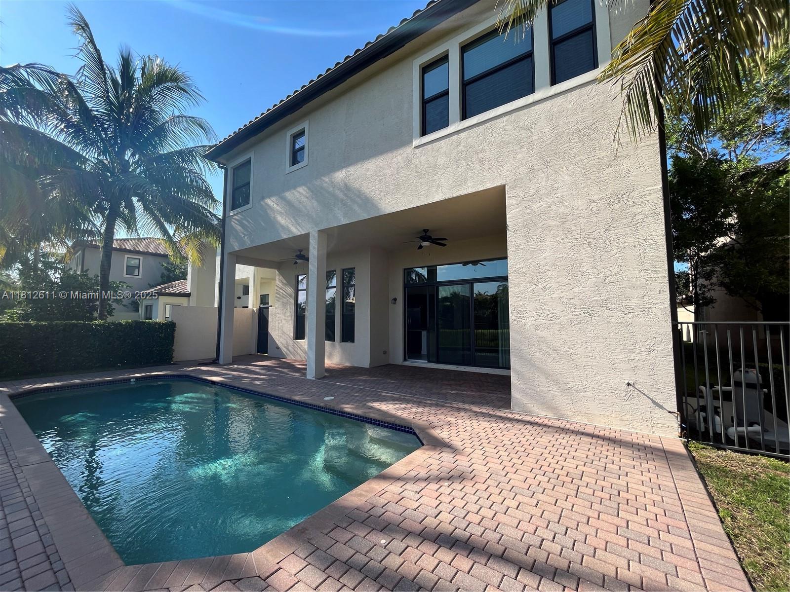 BRIDGES PL 7 - Residential