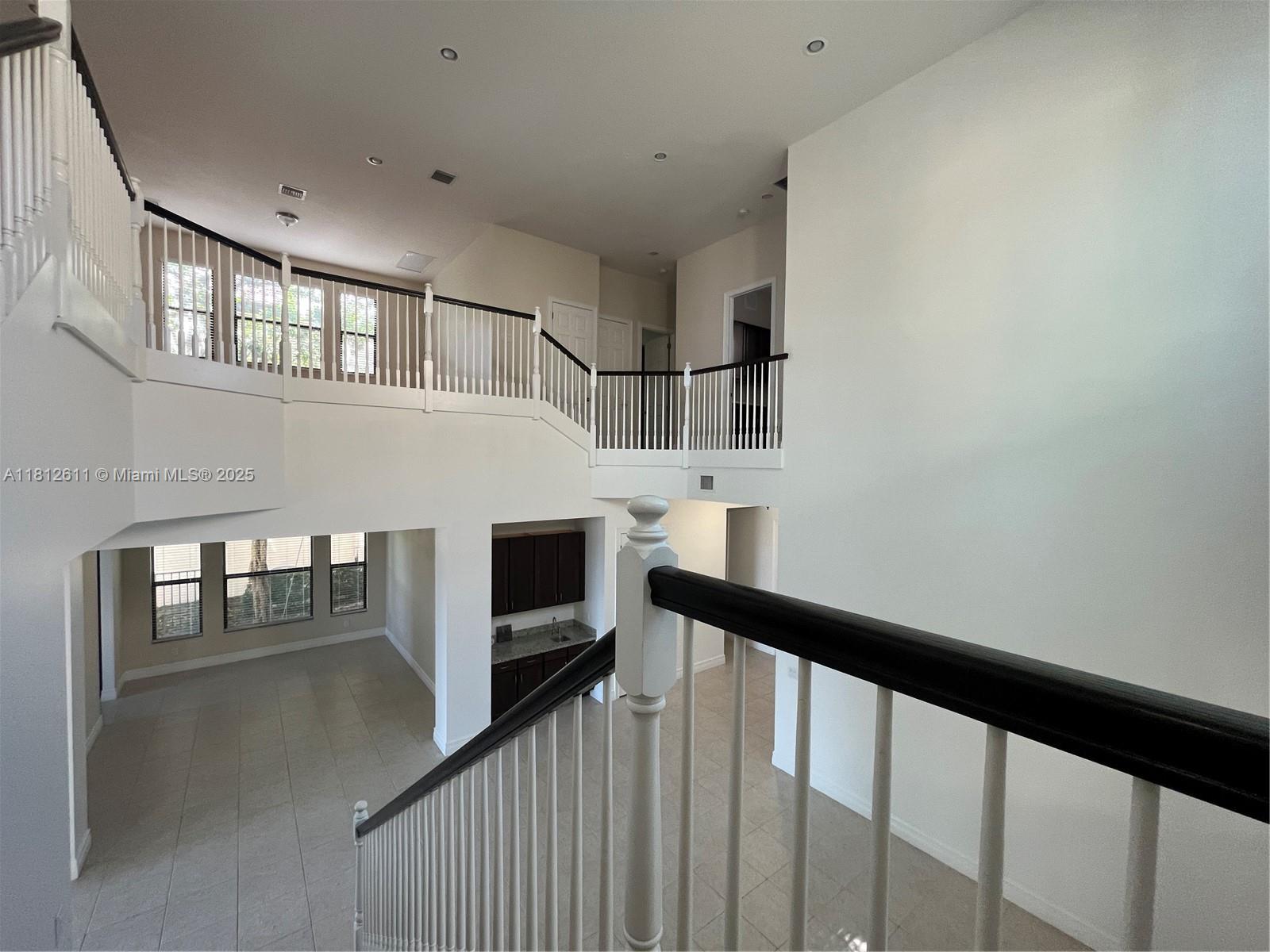 BRIDGES PL 7 - Residential