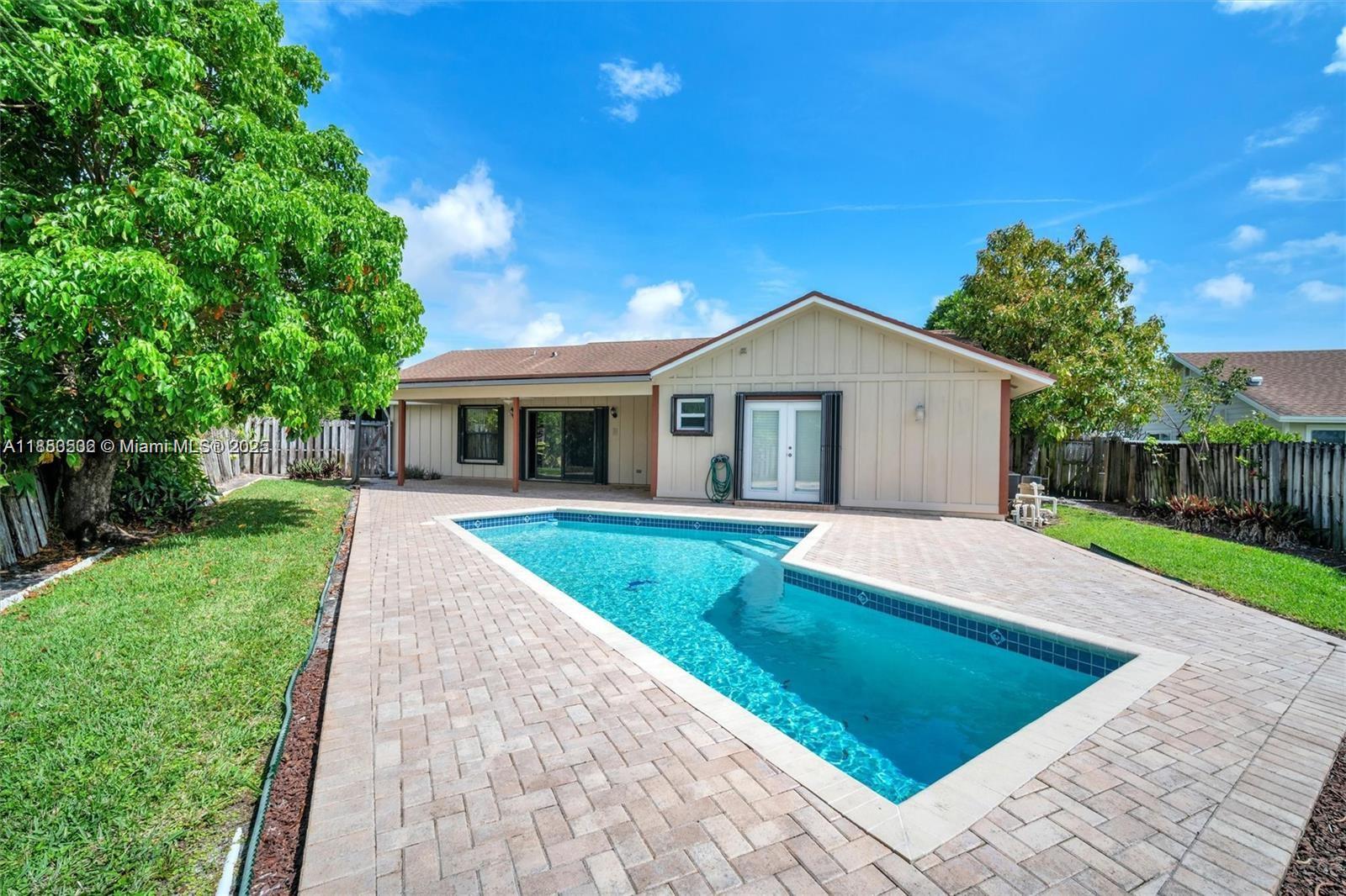 CEDAR RIDGE - Residential