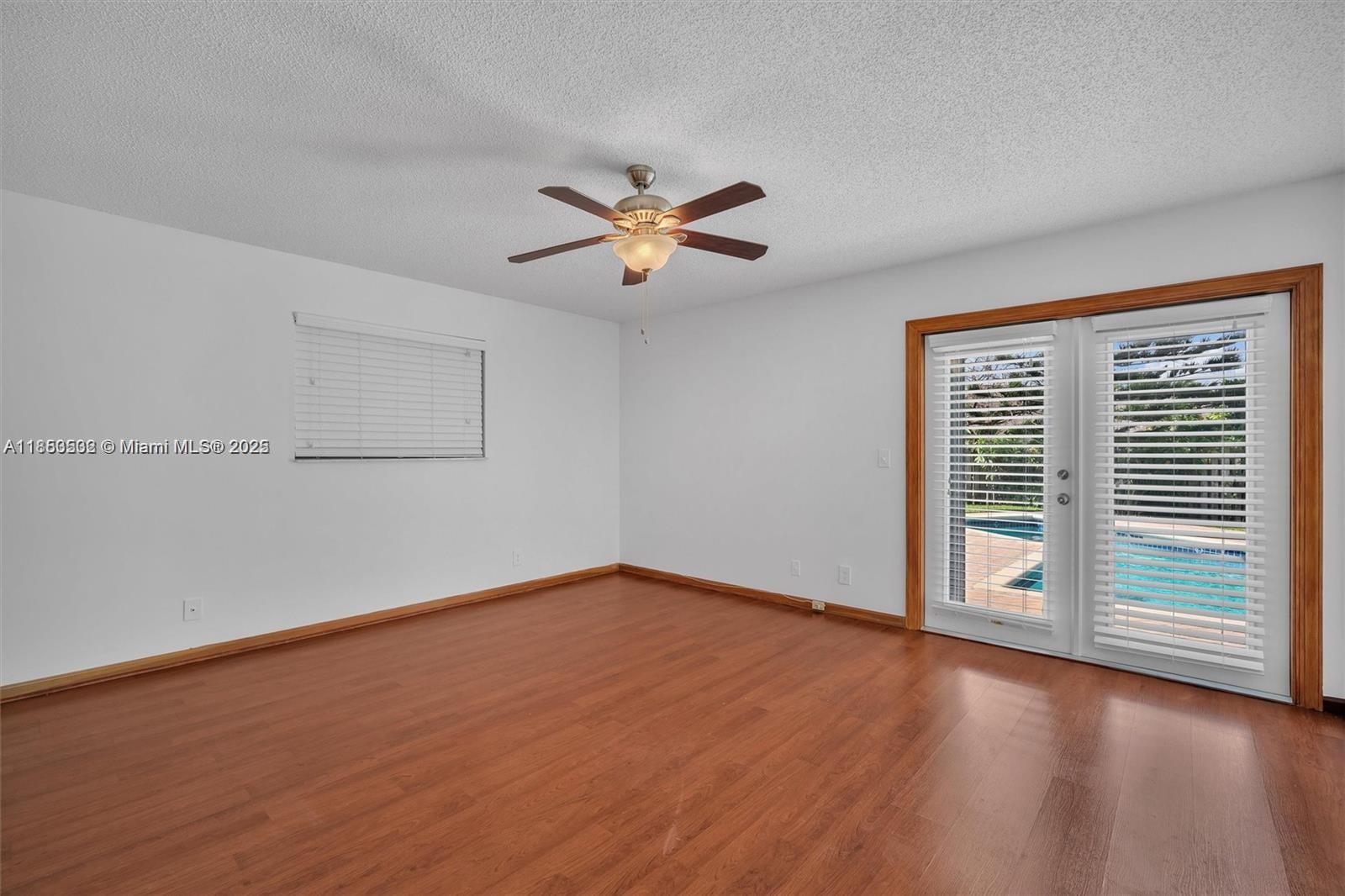 CEDAR RIDGE - Residential