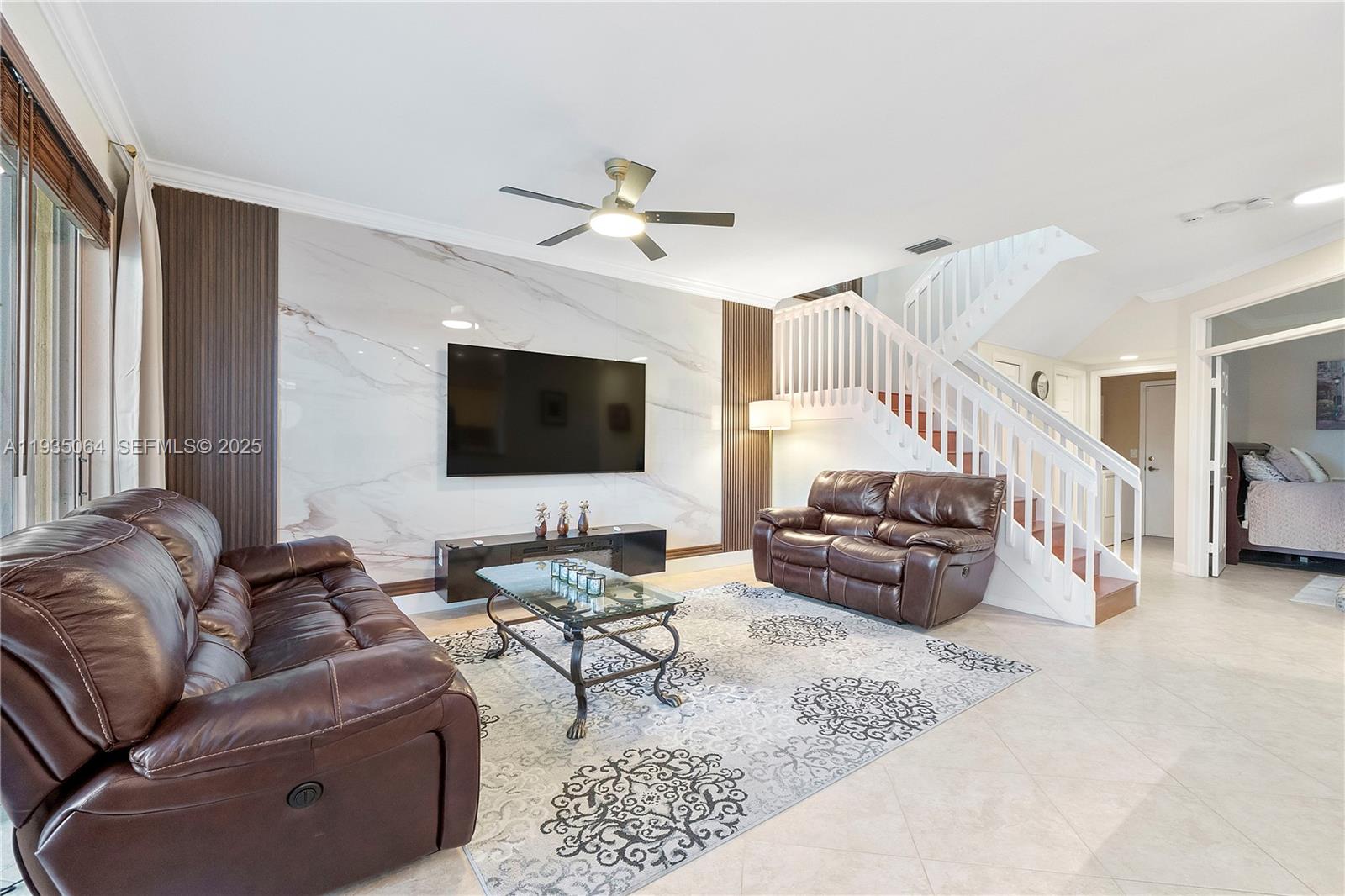 COCO LAKES - Residential