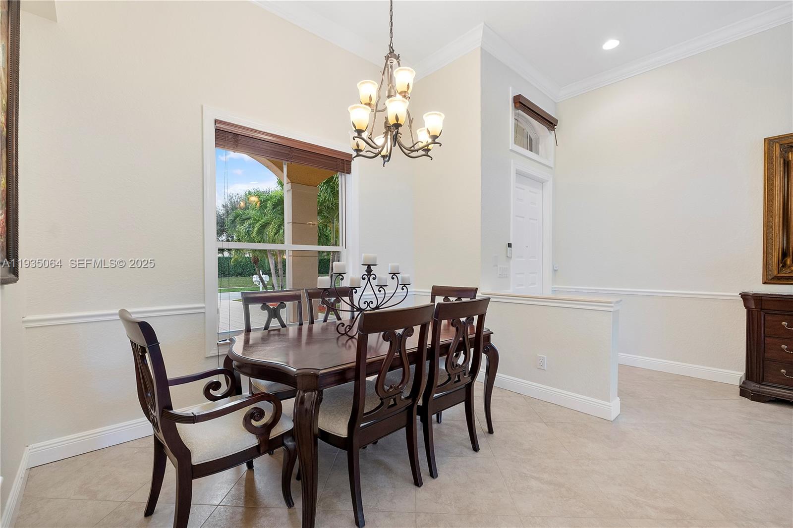 COCO LAKES - Residential