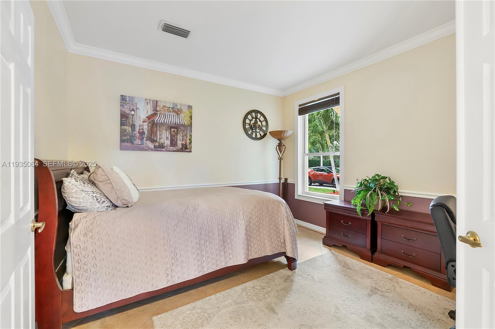 COCO LAKES - Residential