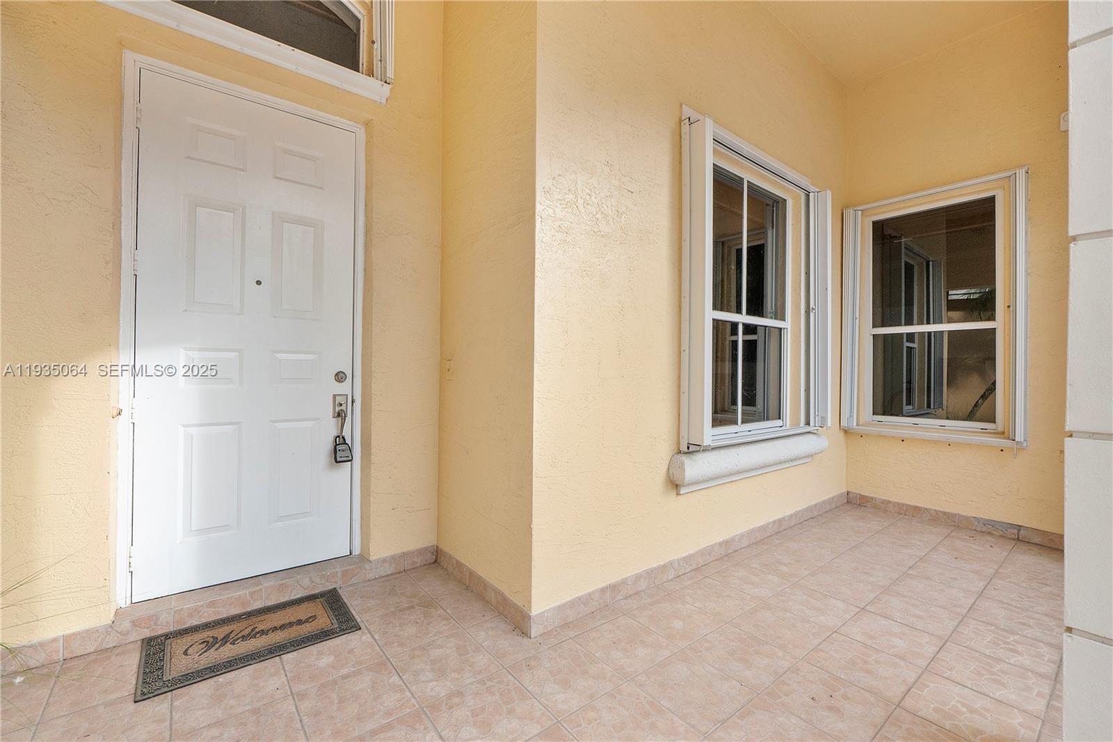 COCO LAKES - Residential