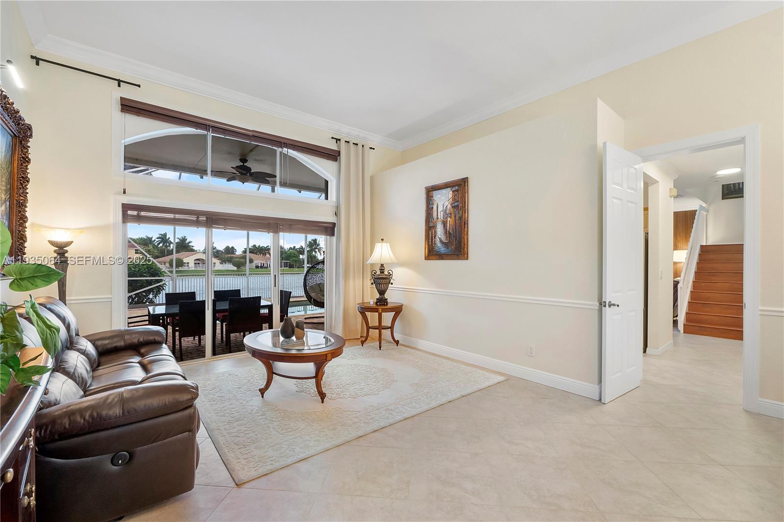 COCO LAKES - Residential