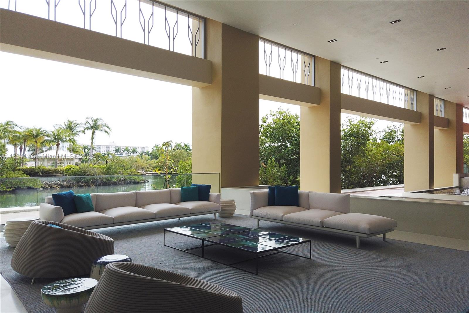 PARQUE TOWERS CONDO - Residential Lease