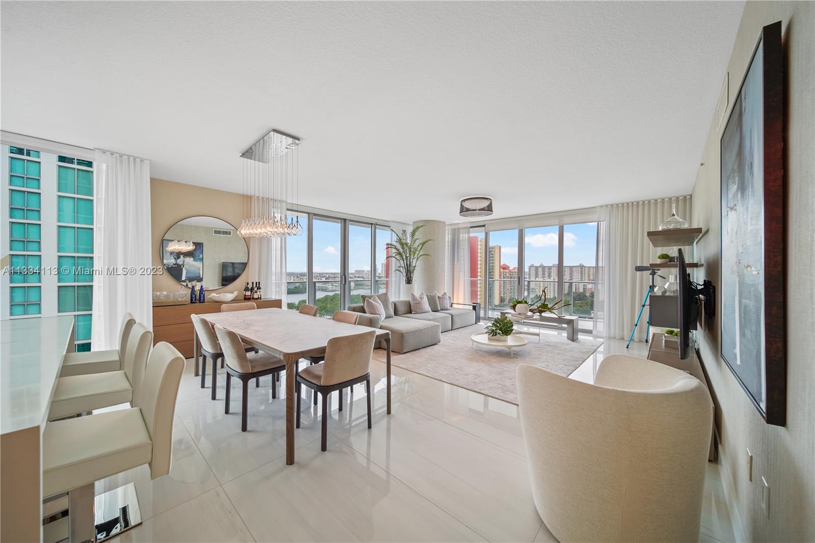 PARQUE TOWERS CONDO - Residential Lease