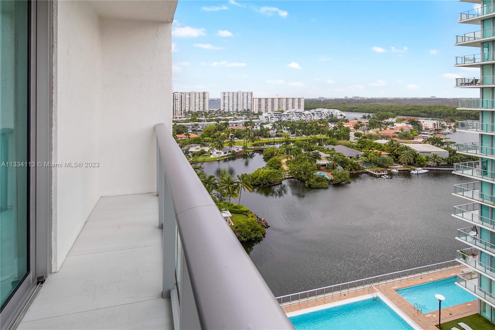 PARQUE TOWERS CONDO - Residential Lease