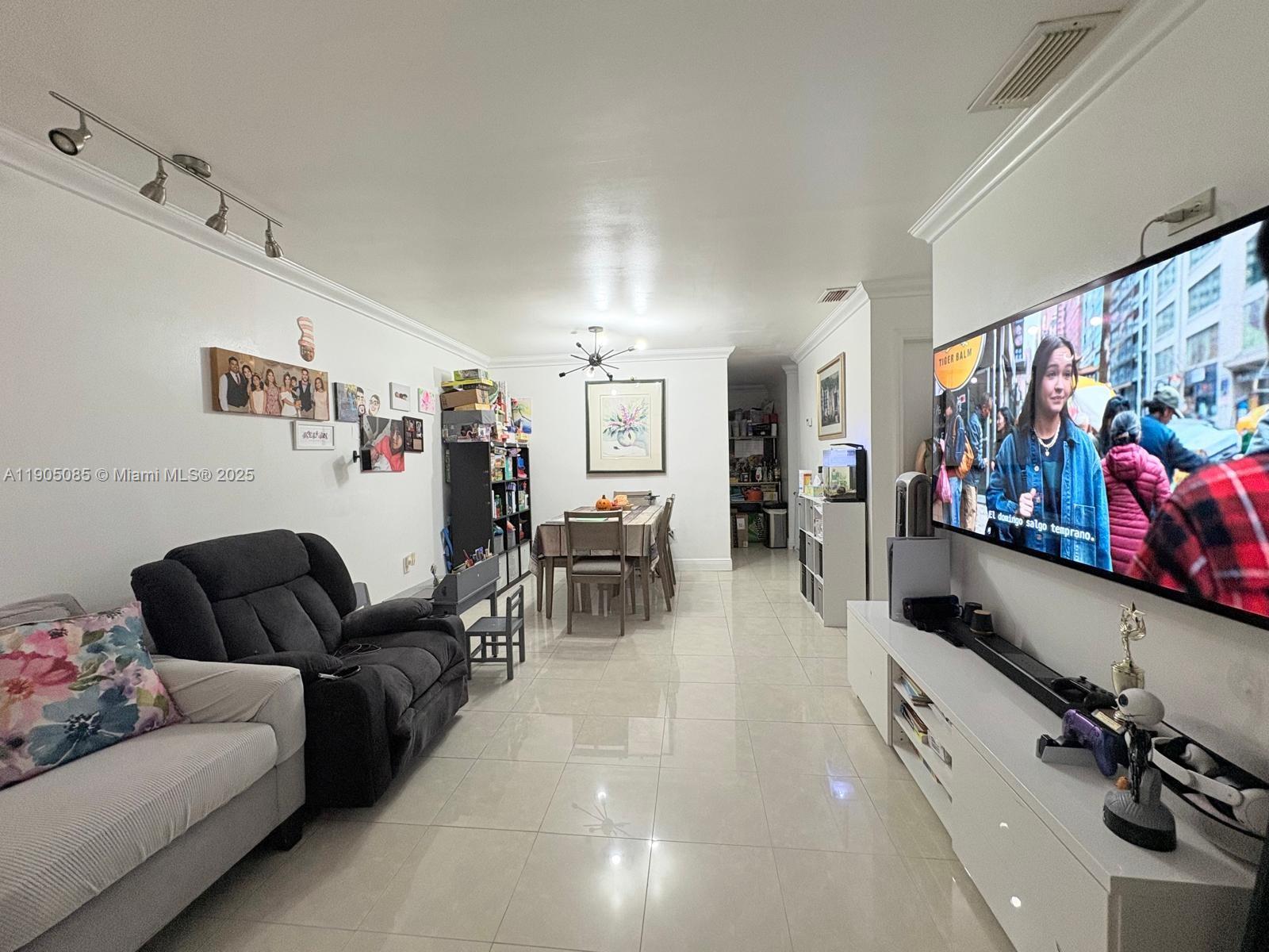 VILLAS DEL SOL CONDO - Residential