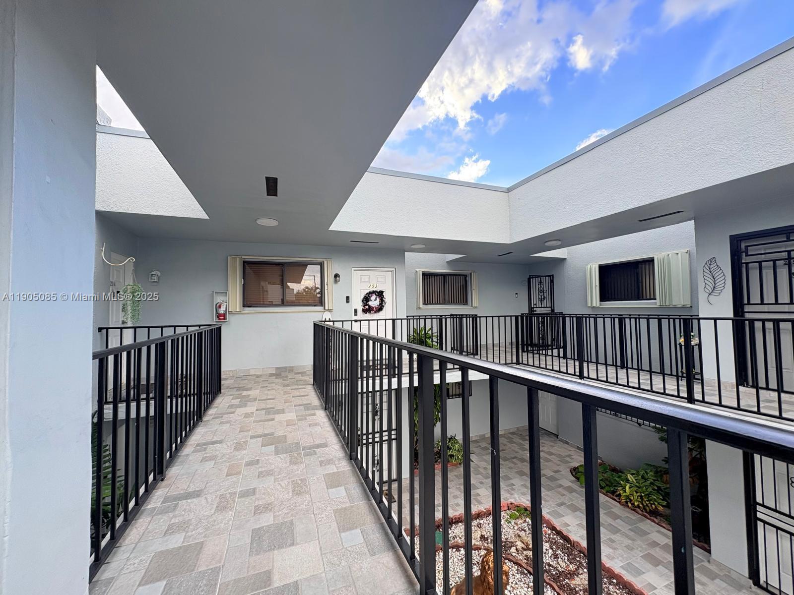 VILLAS DEL SOL CONDO - Residential