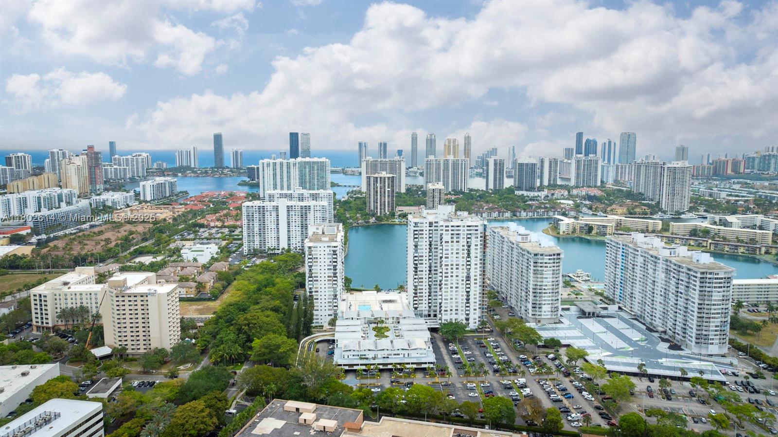 Property for Sale at 2750 Ne 183rd St 1409, Aventura, Miami-Dade County, Florida - Bedrooms: 2 
Bathrooms: 2  - $296,000