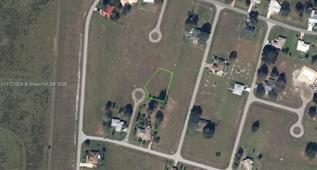 Discover an exceptional opportunity to invest in a strategically located parcel of land in a rapidly developing socio-economic neighborhood. This cleared lot is primed for your vision. The land has been fully cleared, providing a blank canvas making it easy to start construction. Don't miss this chance to secure a valuable piece of land in a cul-de-sac and promising neighborhood on the rise.