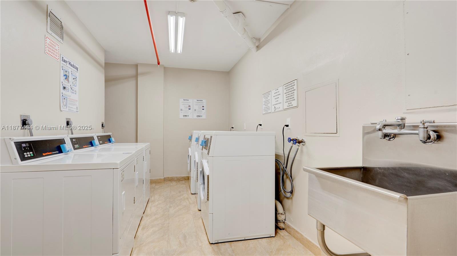 WAVE CONDO - Residential